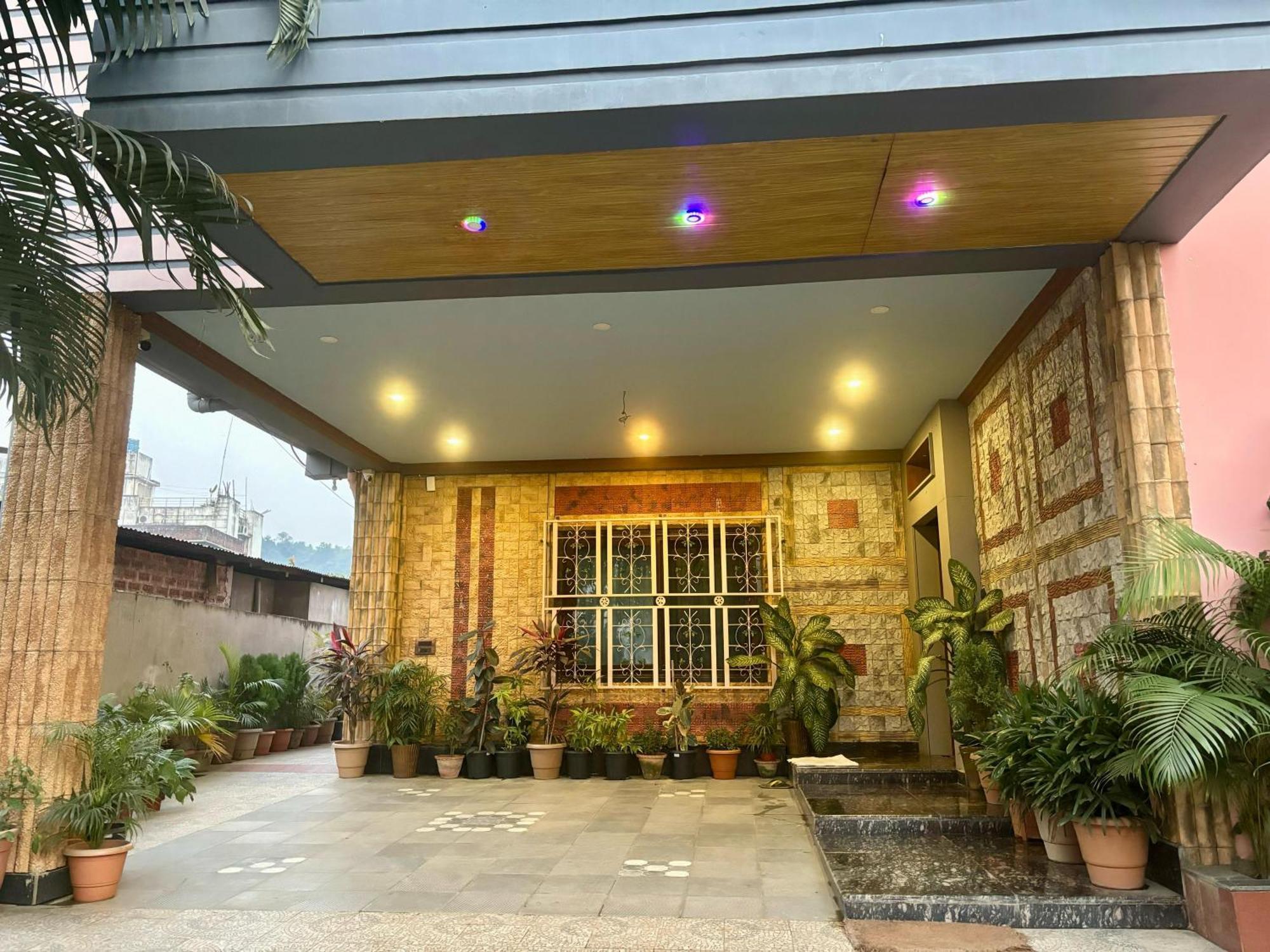 Krishna Shree Guest House Guwahati Exterior foto